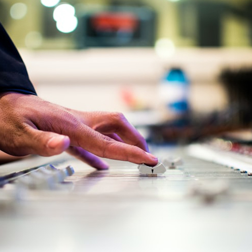 photo-of-music-producer